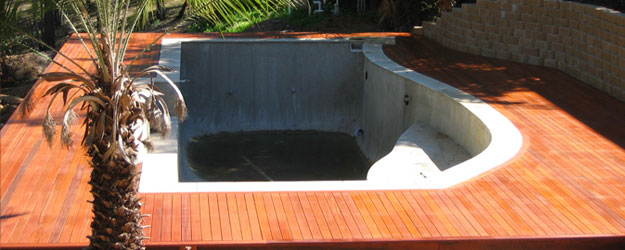 swimming-pool-deck-home-renovation-ipswich.jpg